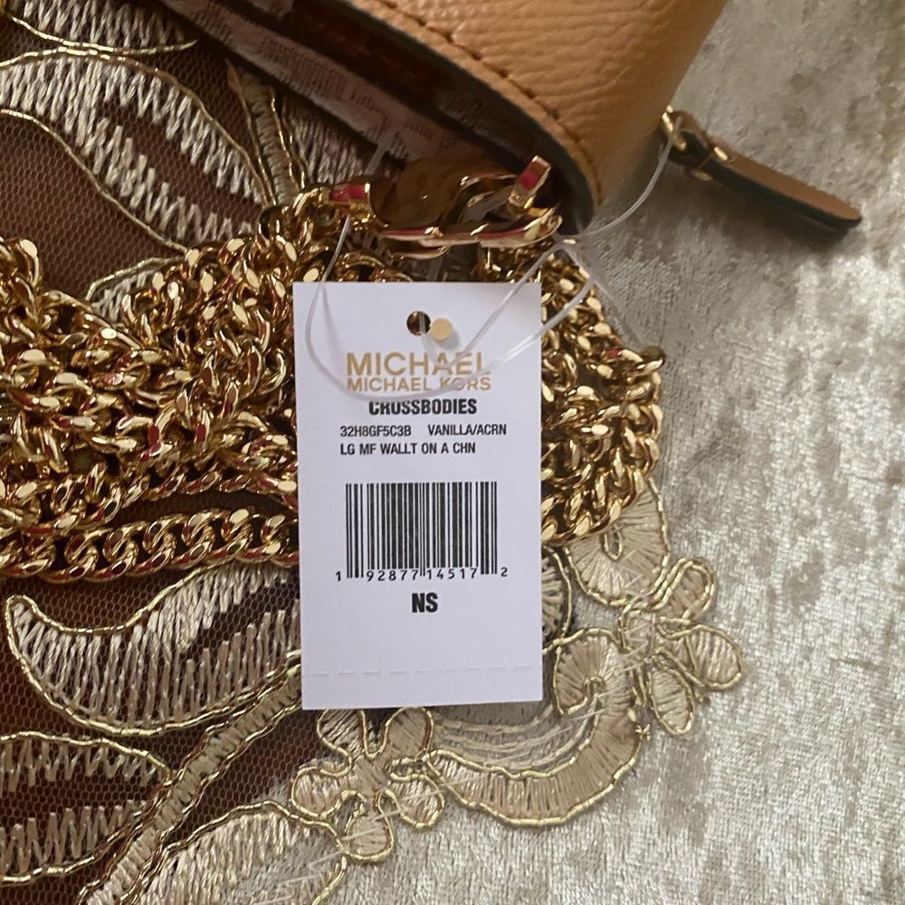 Michael Kors multi function wallet - Picture 5 of 14
